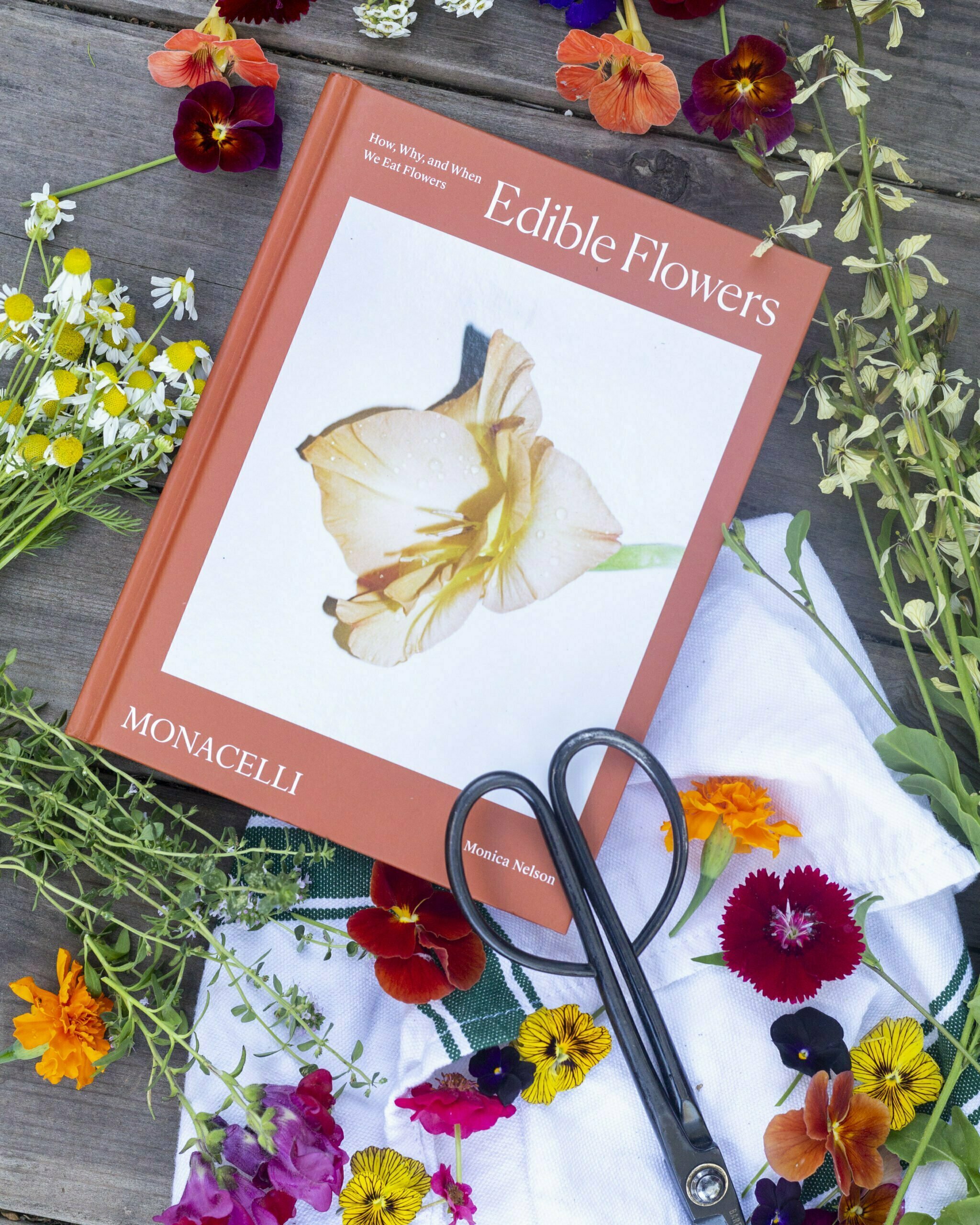 Five Garden Books for Chefs edible flowers