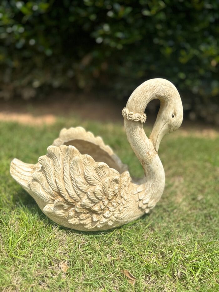 RESIN GOOSE PLANTER